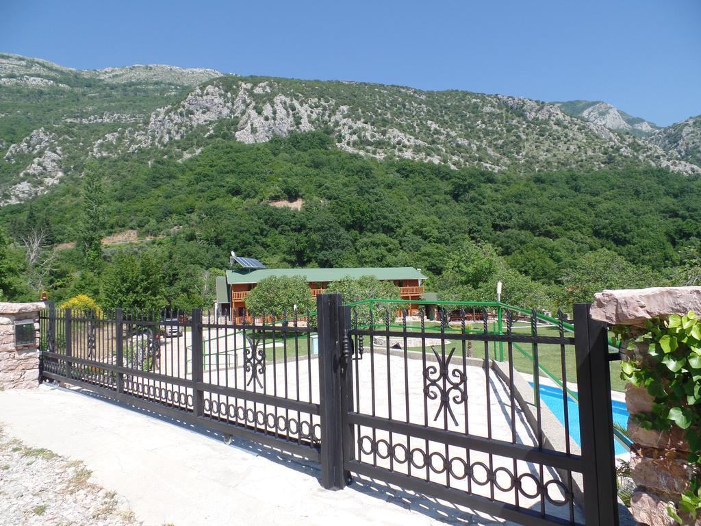Guest House Jadran Pol Petrovazzo Esterno foto