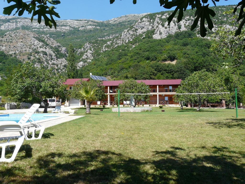 Guest House Jadran Pol Petrovazzo Esterno foto