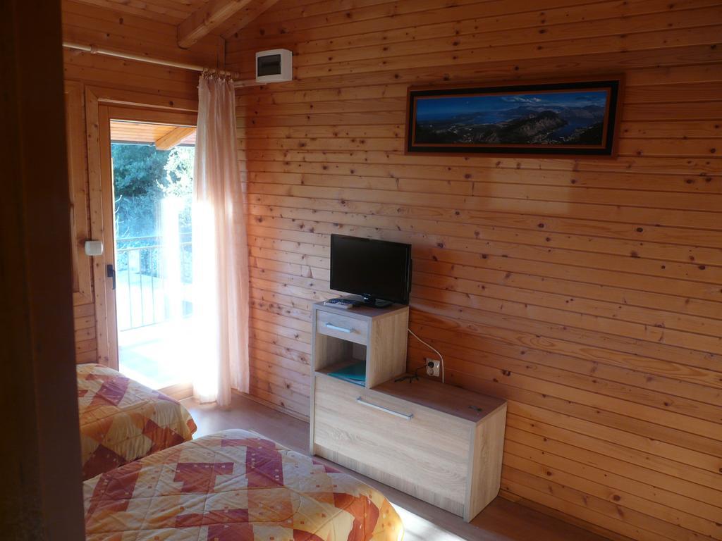 Guest House Jadran Pol Petrovazzo Esterno foto